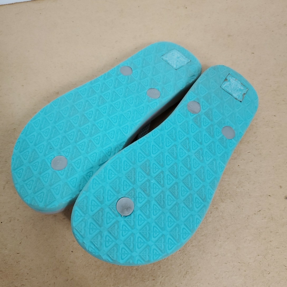 Roxy flip flop  Sz 3 sandals - Picture 2 of 4